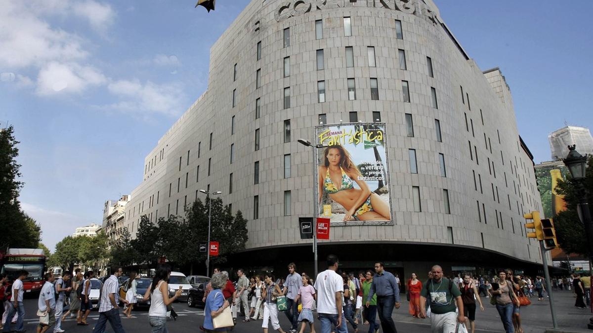 CORTE INGLÉS CORUÑA El Corte Inglés cerrará el 31 de julio el