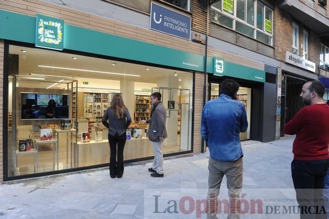 Apertura de Casa del Libro en Murcia