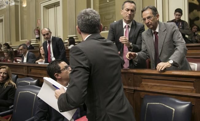 21/03/2017 POLÍTICA  debate de la nacionalidad celebrada en el parlamento de canarias con la intervención del presidente del gobierno Fernando Clavijo