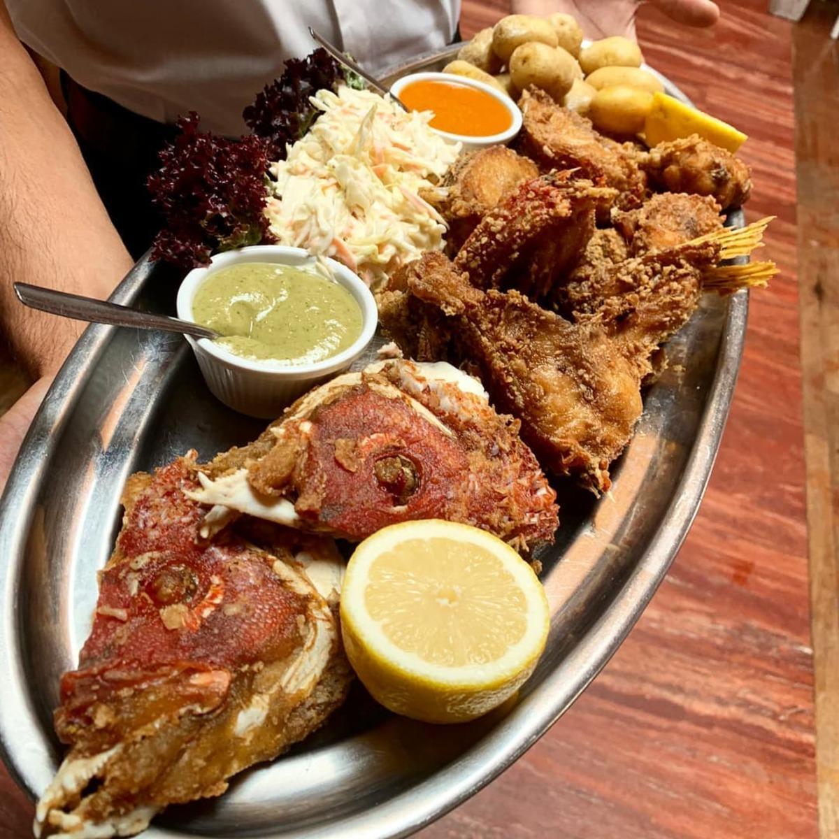 Especialistas en pesacados frescos y arroces