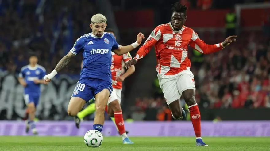 Resumen, goles y highlights del  Mainz 05 2 - 0  Strasbourg de la ida de cuartos de final de la Conference League