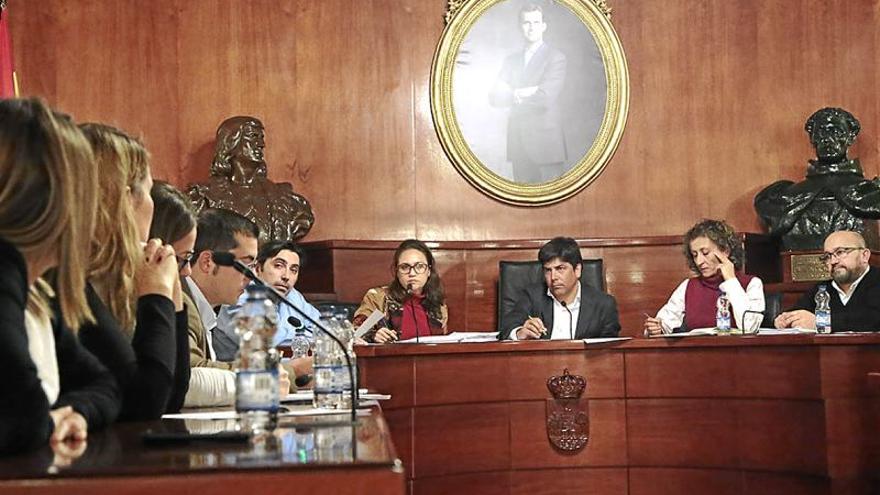 El equipo de gobierno saca adelante el Presupuesto Municipal para el año 2016