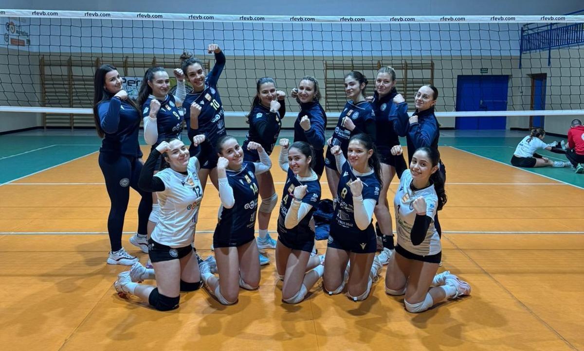 Las jugadoras del Licenciados Reunidos, felices.