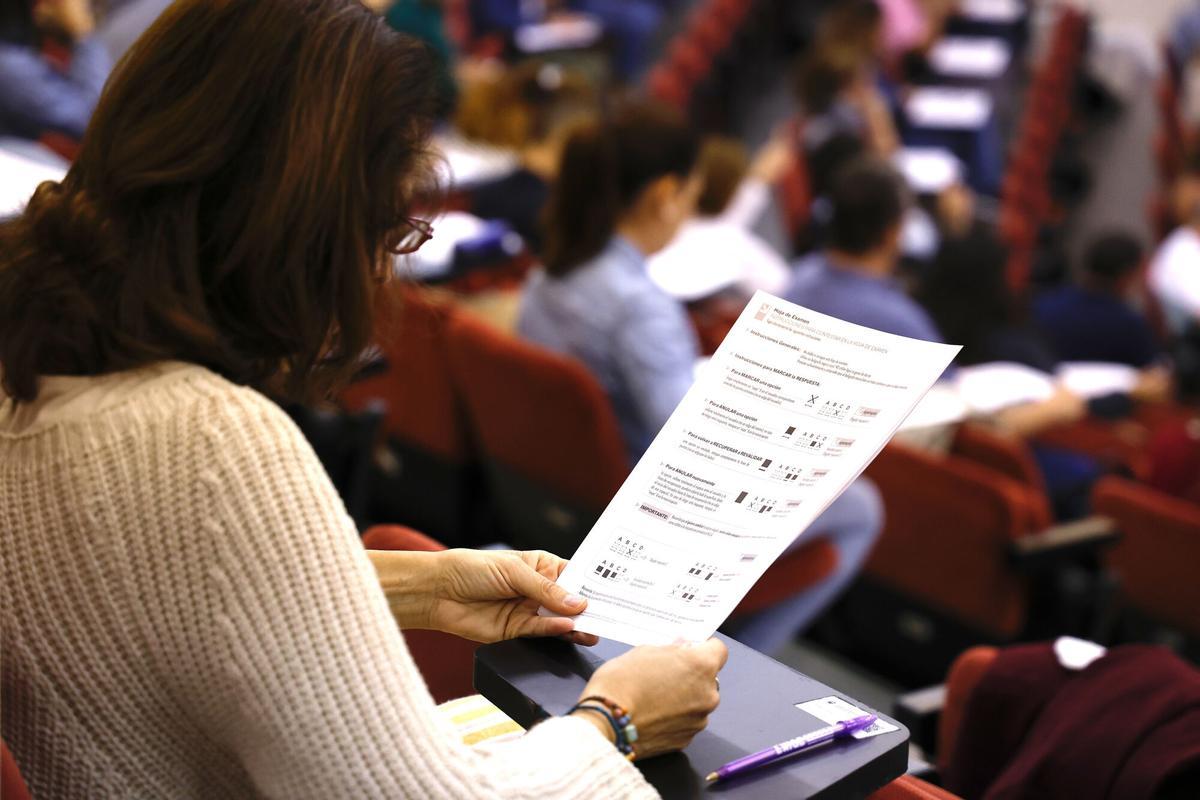 En el campus de rabanales, examen 19 plazas portero oposiciones