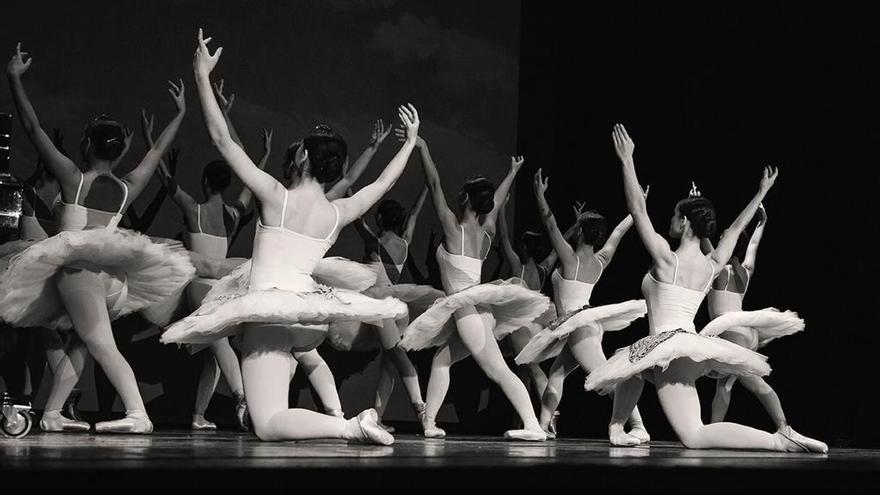 La ampa del conservatorio de danza de Cáceres organiza su primer certamen para &quot;jóvenes promesas&quot;