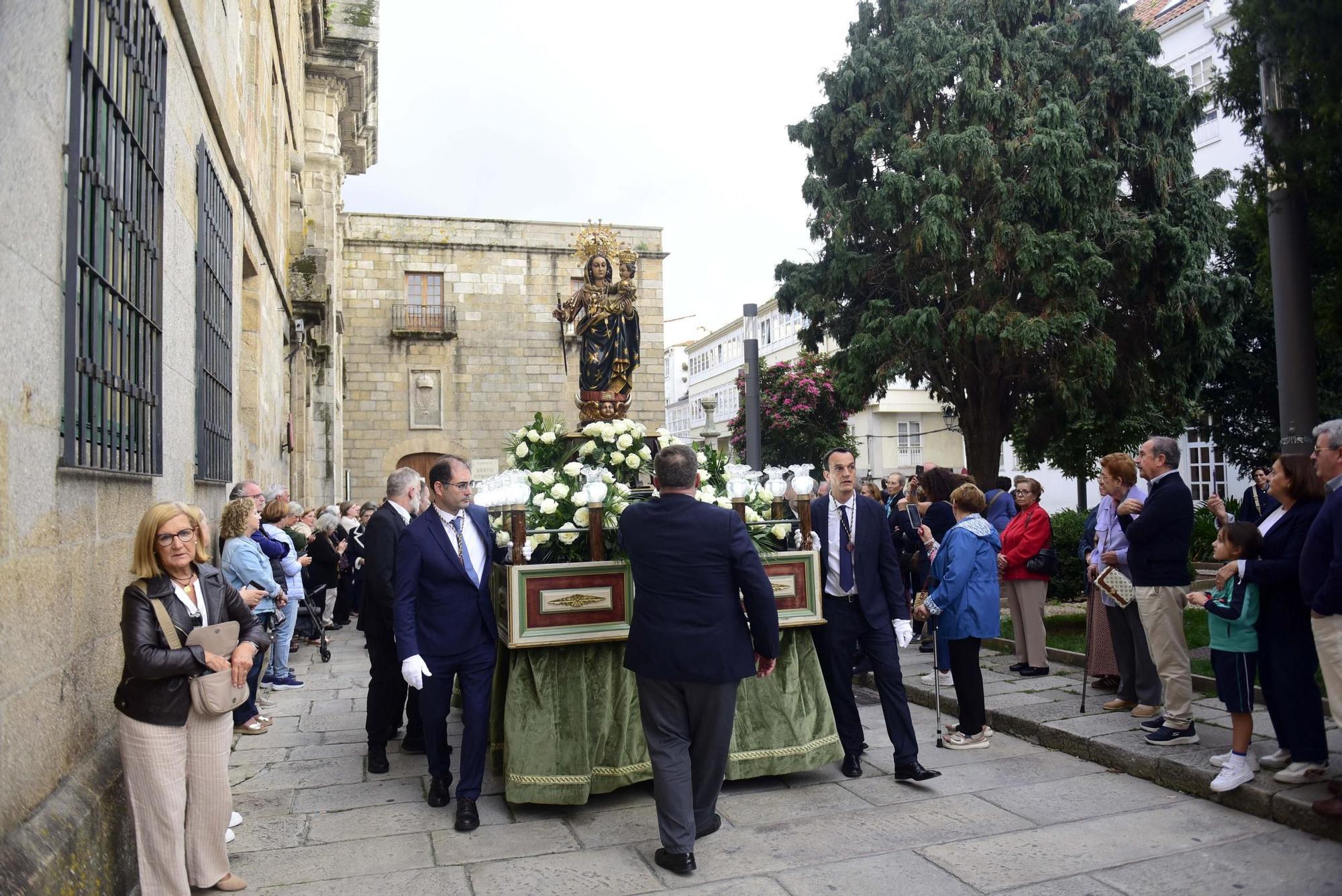 Casteleiro Procesión en honor a la Virgen del Rosario, patrona de A Coruña