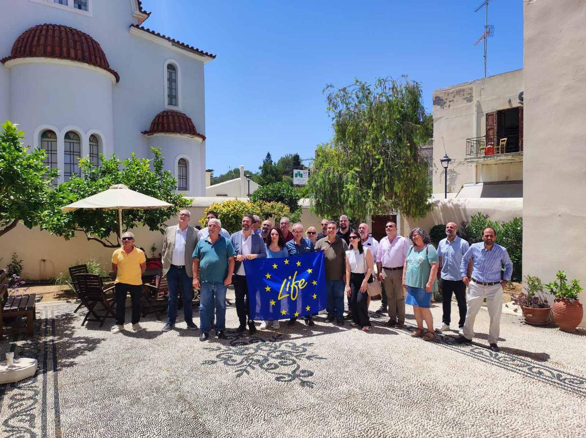 Participantes en la reunión auspiciada ppor el Ministerio de Agricultura griego