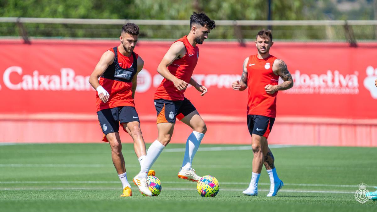 Morlanes, Copete y Maffeo en el entrenamiento de este miércoles.