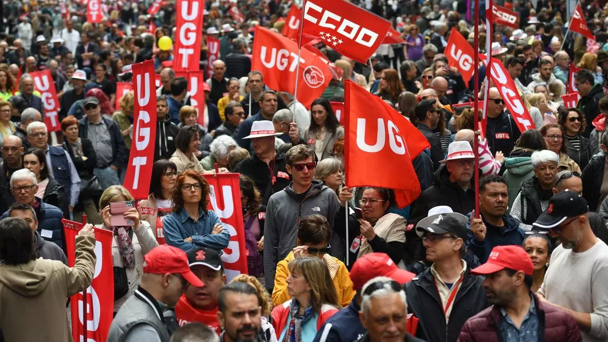 La manifestación del 1 de Mayo reivindica la reducción de la jornada laboral en España