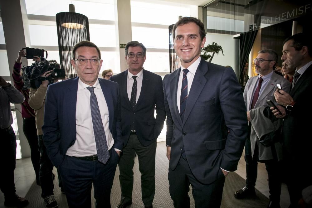 Albert Rivera participa en un desayuno informativo en Asturias