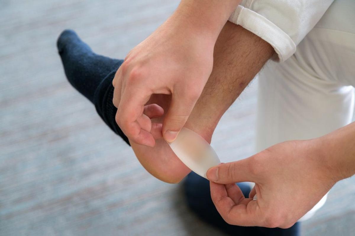 Trucos para evitar las rozaduras y las ampollas en los pies en verano.