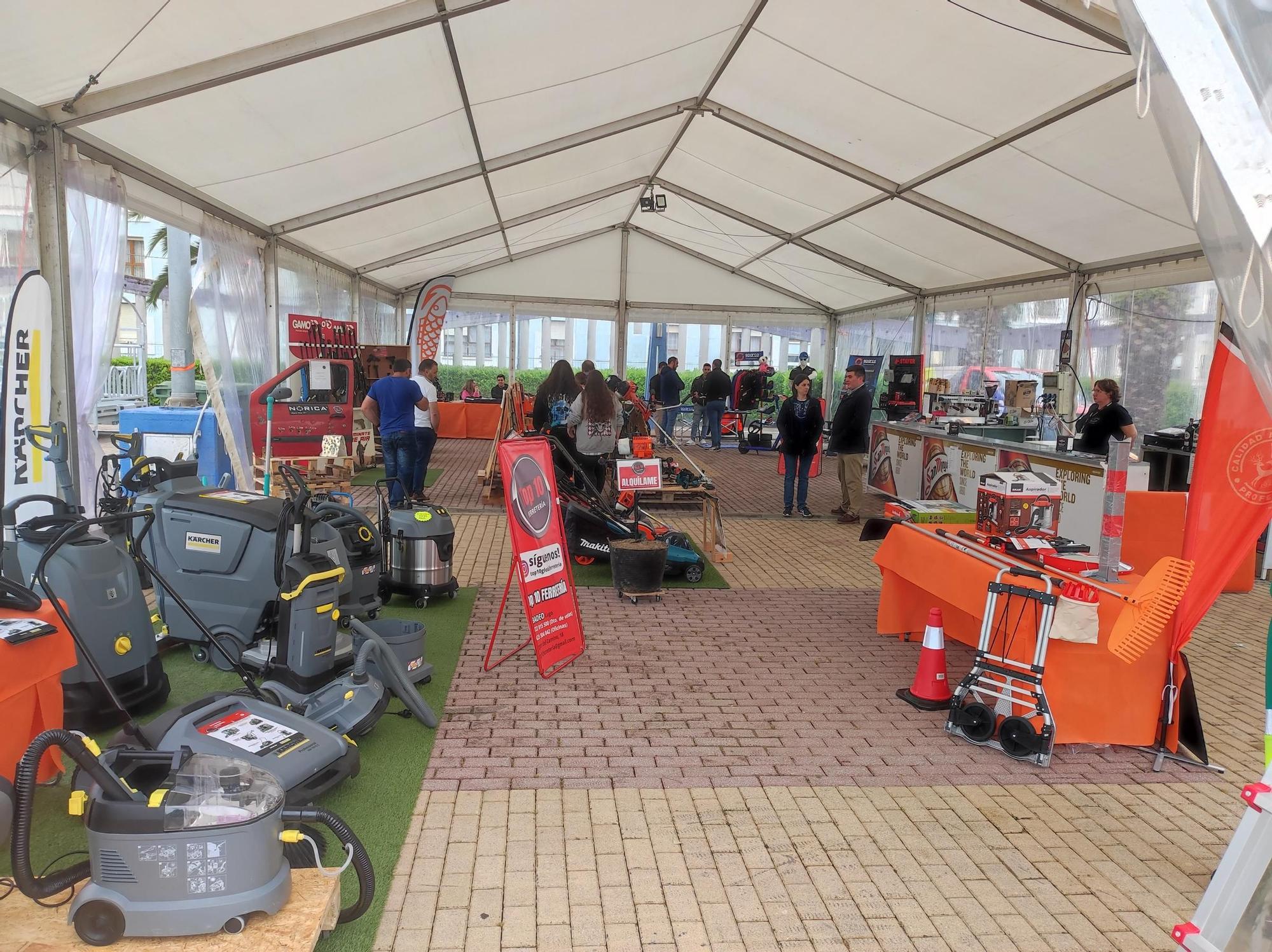 En imágenes: La Feria de Muestras de Vegadeo en la jornada inaugural