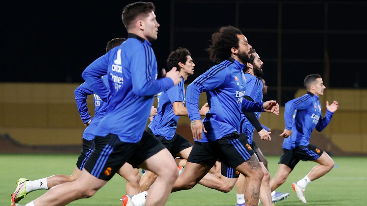 Los suplentes se ejercitaron en el estadio Al Nasser de Riad