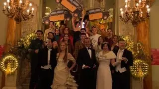 Los musicales de Barcelona se unen en el Liceu: una foto histórica con 'El fantasma de la ópera', 'Tootsie' y más