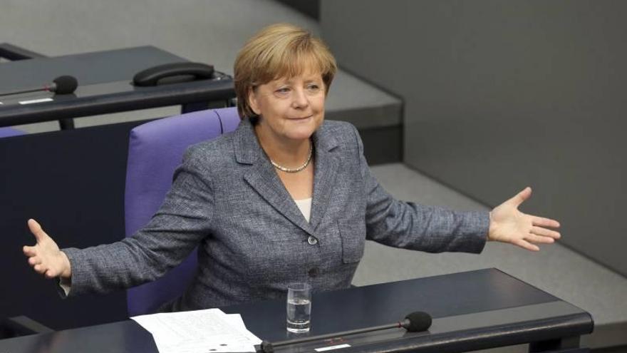 Merkel: &quot;Los inmigrantes económicos, aunque nos duela en el corazón, deben irse de la UE&quot;