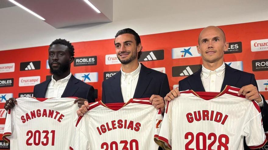 Juan Iglesias, en su presentación como nuevo jugador del Sevilla: "Hay ambiente de querer hacer las cosas bien"