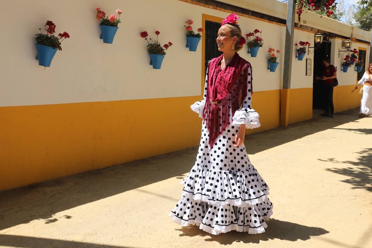 Trajes de gitana en el jueves de Feria