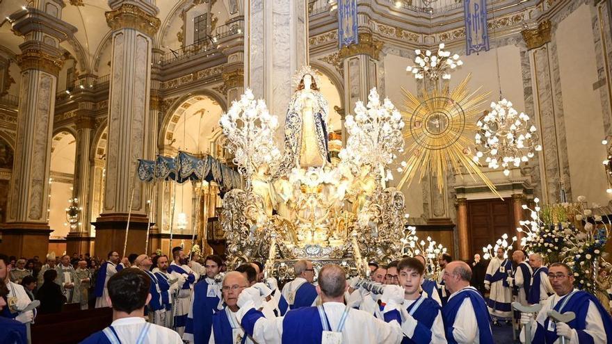 Vídeo: Procesión claustral por la lluvia de las purisimeras en Vila-real