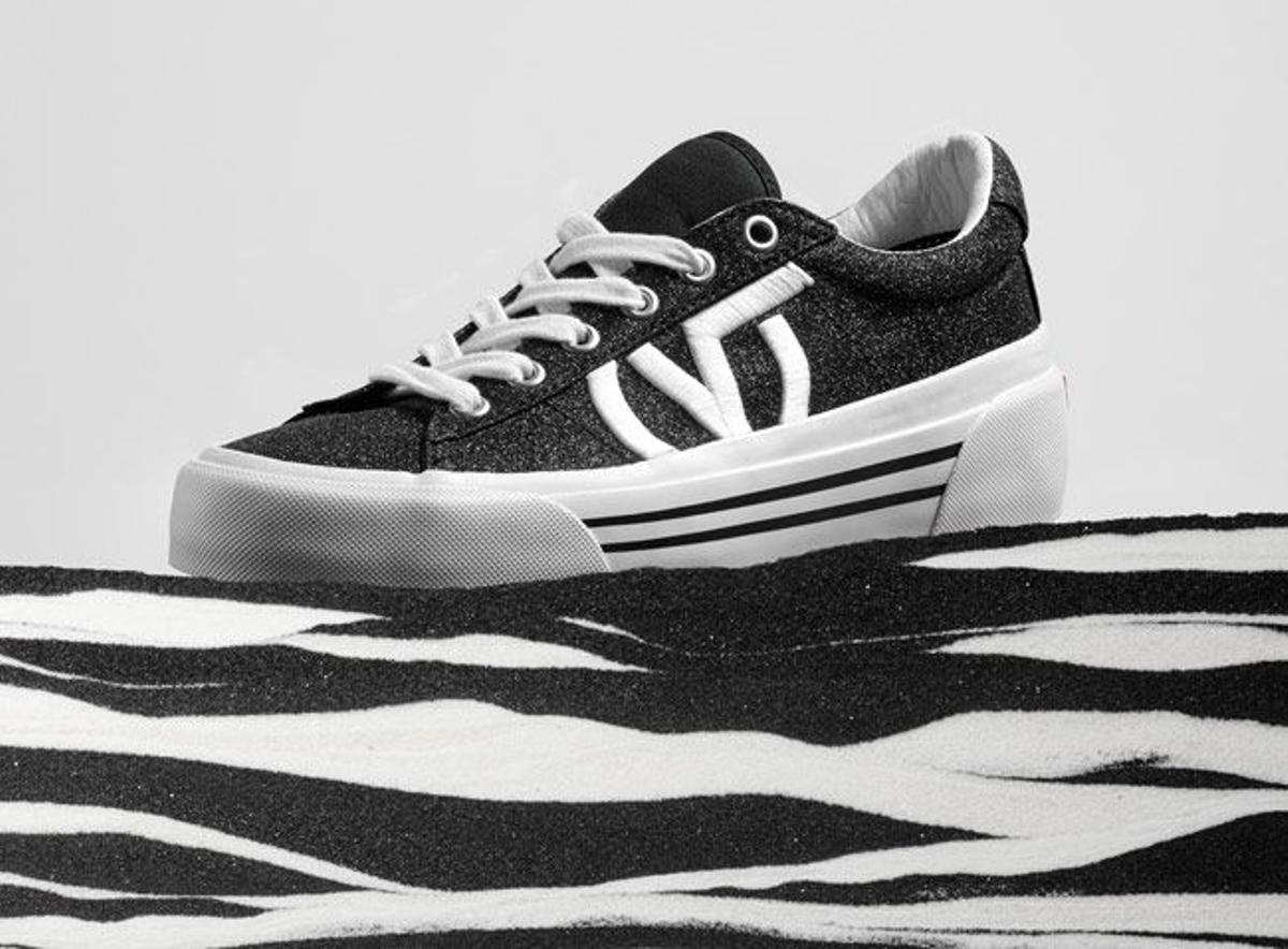 Nueva deportiva Vans modelo Sid NI en color negro