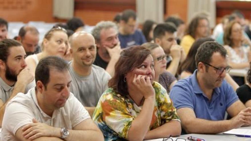 Aspirantes para una bolsa de empleo de la Generalitat.