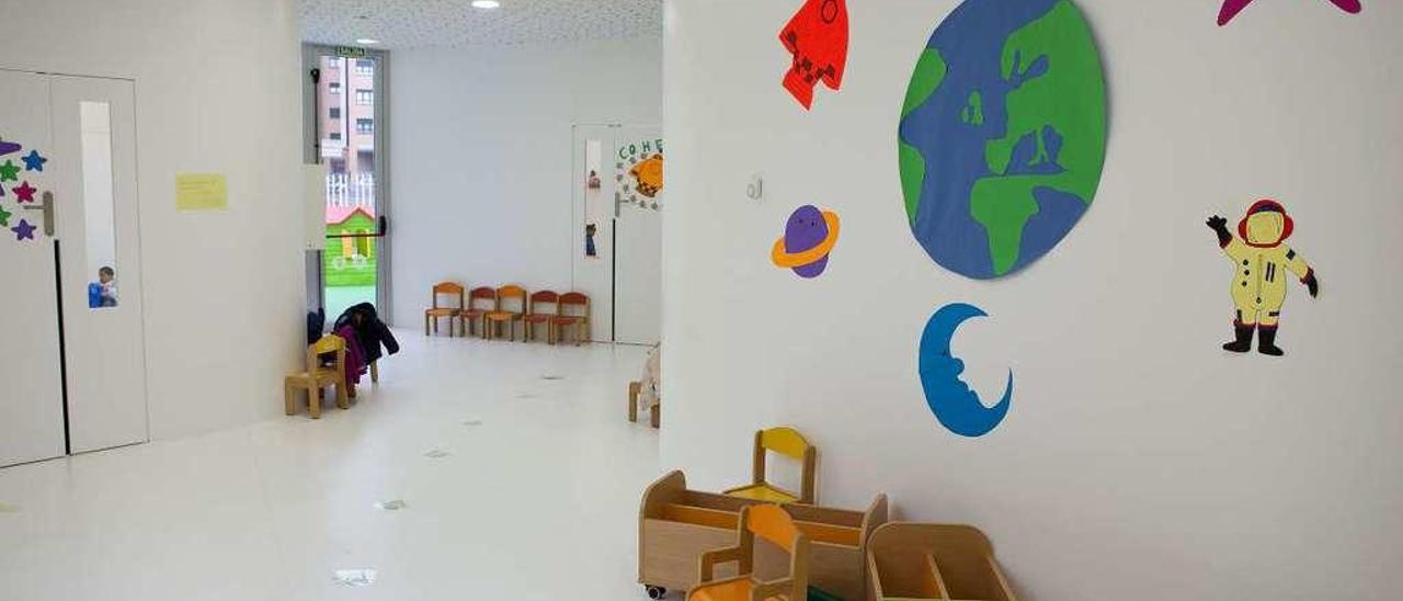 Interior de una escuela de bebés.