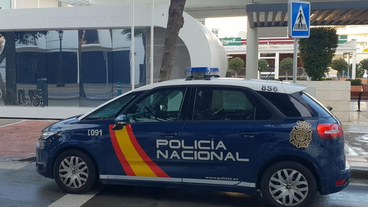 Patrulla de la Policía Nacional en Marbella.