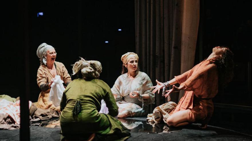 «Yerma», «La trena», Juana Dolores i Mos Maiorum seran a Olot