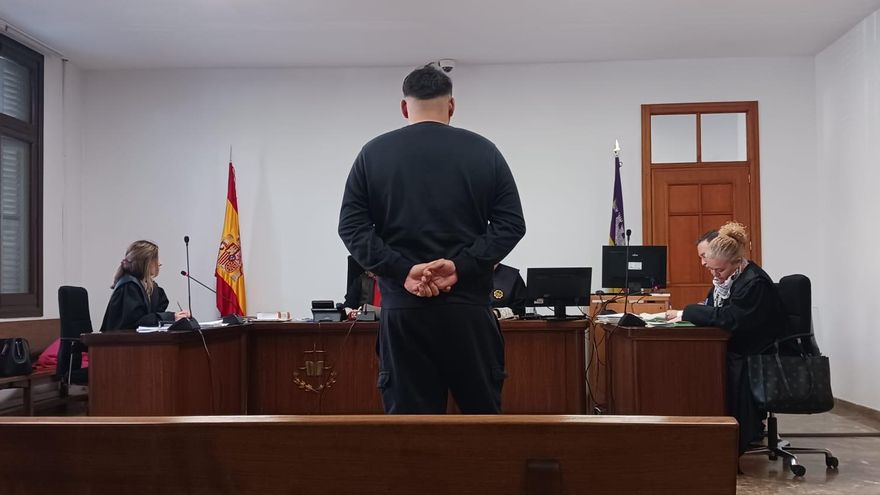Condenado por propinar puñetazos a su expareja a la salida de una discoteca de Palma