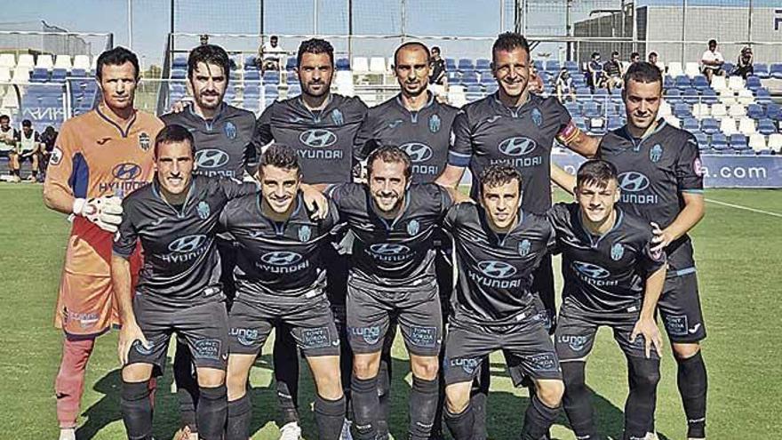 Foto de la primera alineación del Atlético Baleares en su partido de pretemporada contra el Sanse.