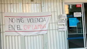 "Hi ha resignació, com si fos part de la feina aguantar-ho"