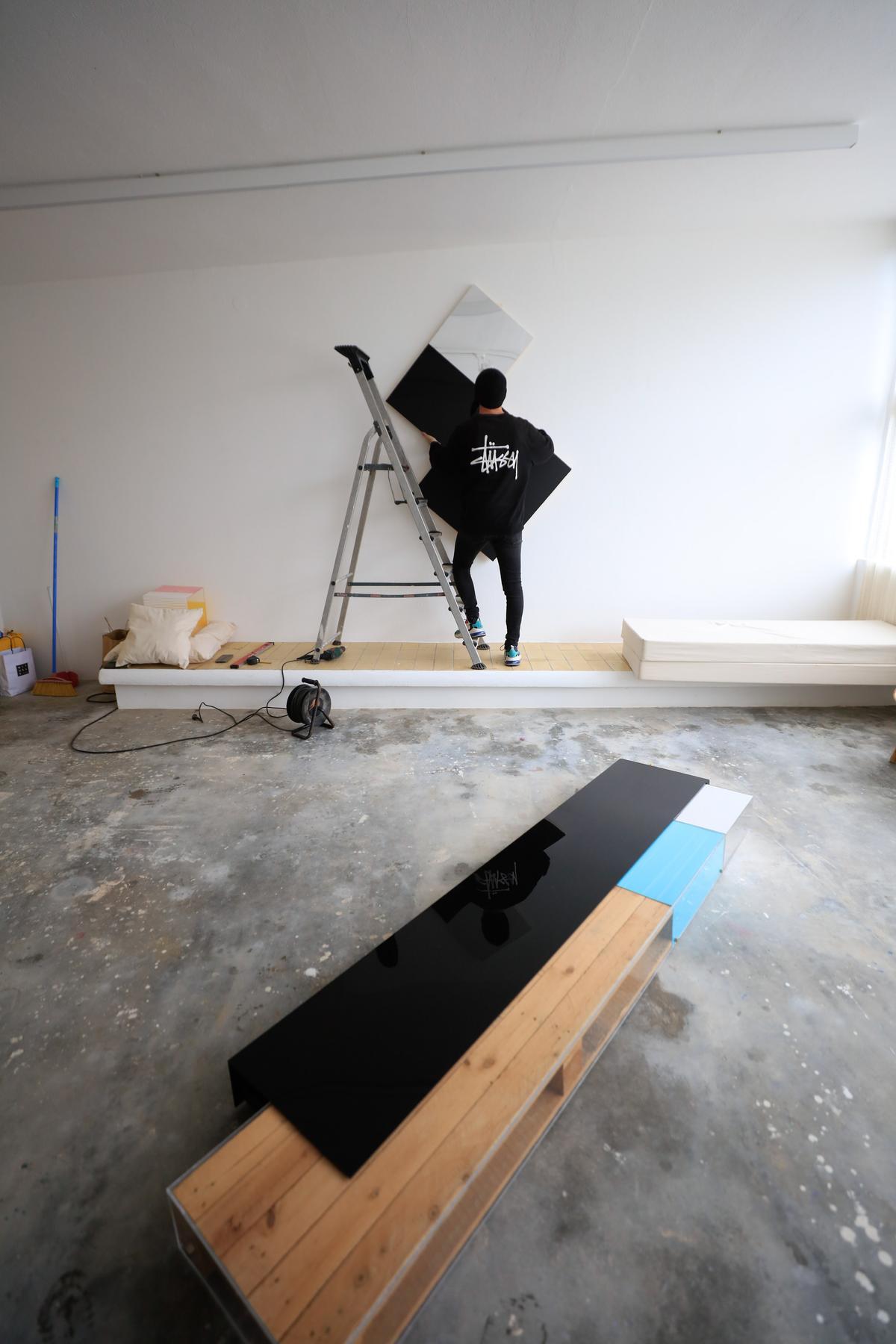 La obra del artista ibicenco Bonet Vallribera dialoga con el Estudi Tur Costa La obra del artista ibicenco Bonet Vallribera dialoga con el Estudi Tur Costa