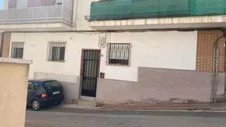 Mata de una cuchillada en el corazón a un joven por una deuda de 15 euros en Cartagena