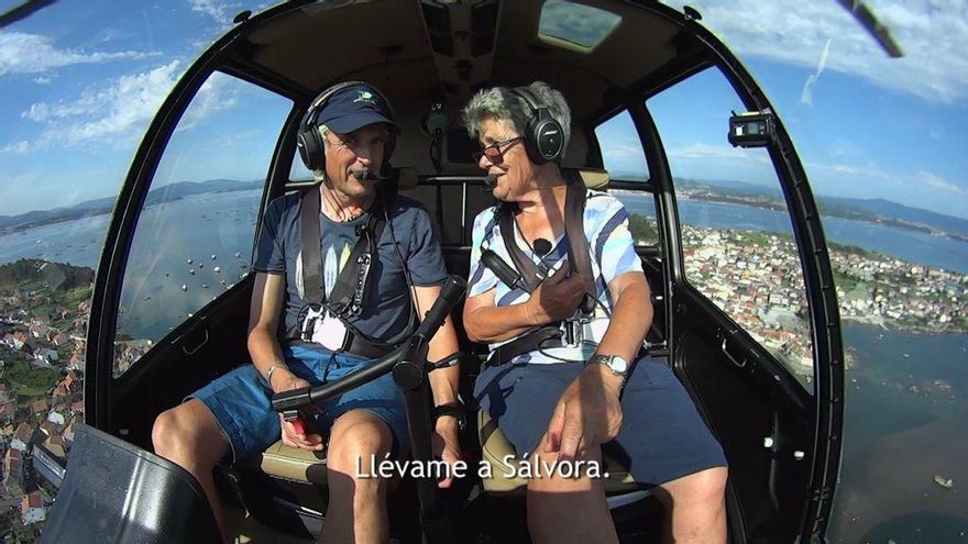 Jesús Calleja y Benita sobrevolando la ría de Arousa // Cuatro