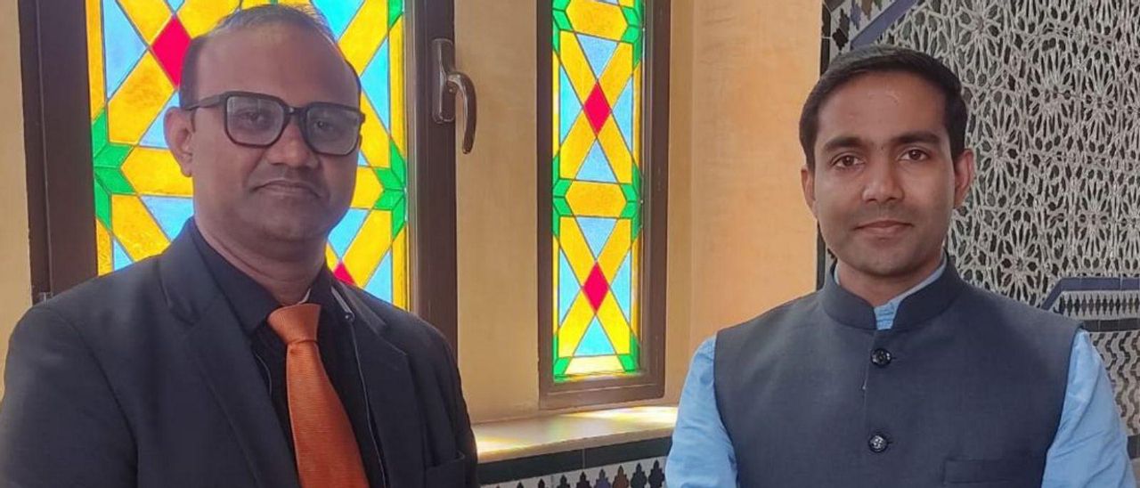 Joshy Mathew (dcha.) y Stephen Deepak han visitado la UCO.