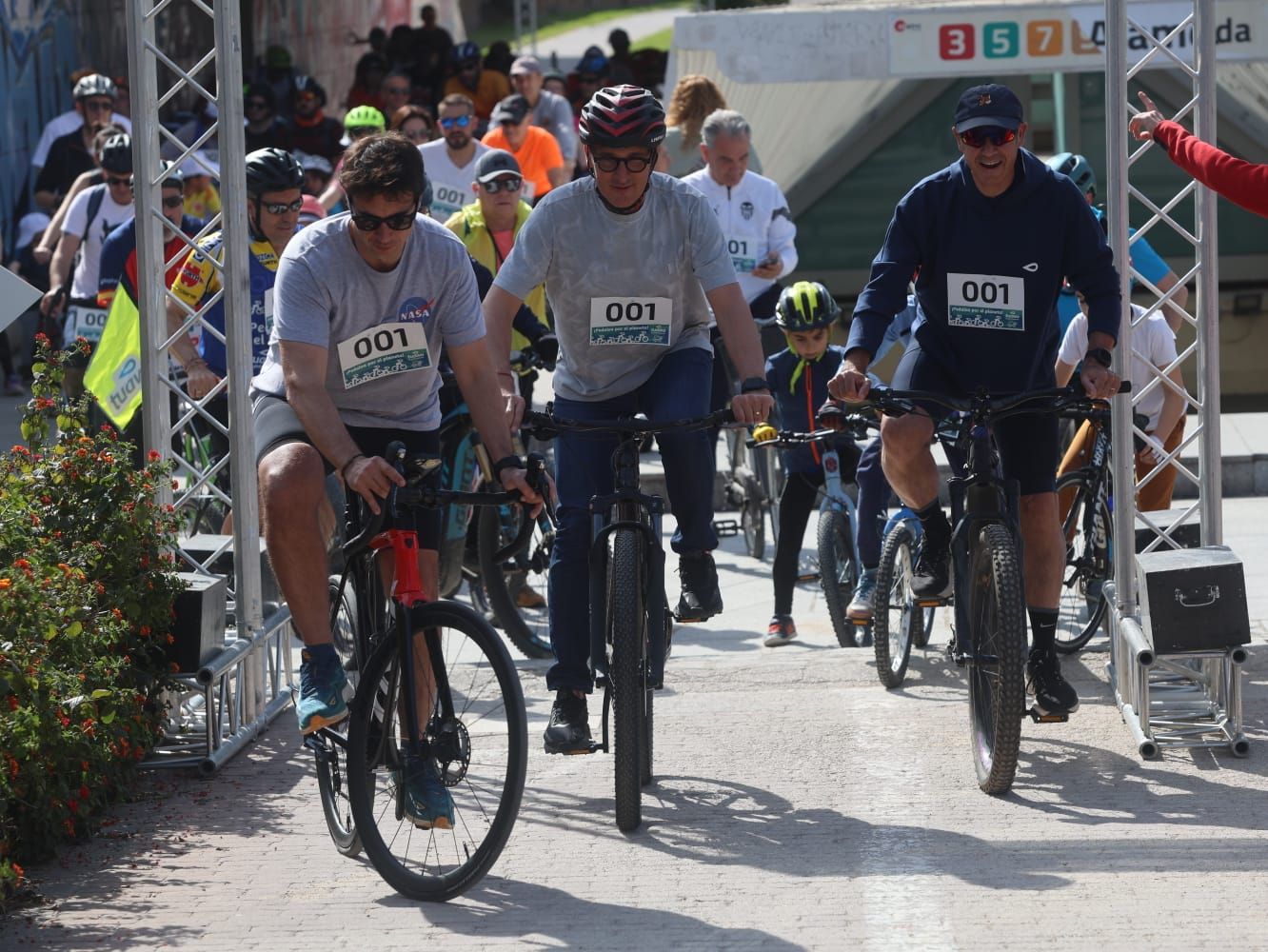 Todas las imágenes del Pedalea por el planeta celebrado hoy en València
