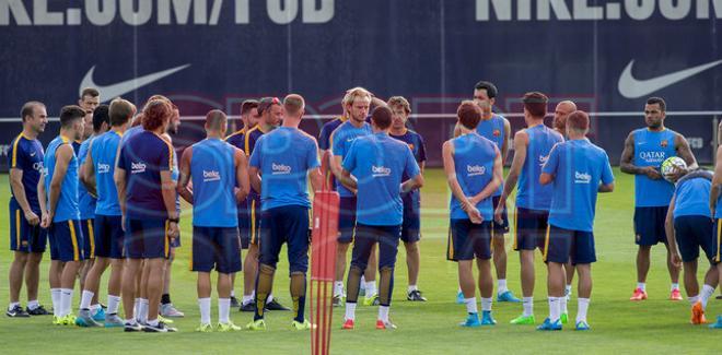 El primer entrenamiento del Barça 2015-2016 al completo, en imágenes