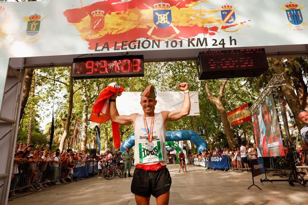 Las imágenes de la carrera 'Los 101 kilómetros de la Legión' de Ronda Las imágenes de la carrera 'Los 101 kilómetros de la Legión' de Ronda