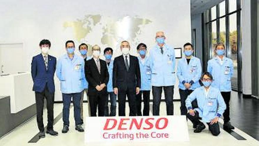 L’ambaixador i el cònsol de Japó visiten les instal·lacions de Denso
