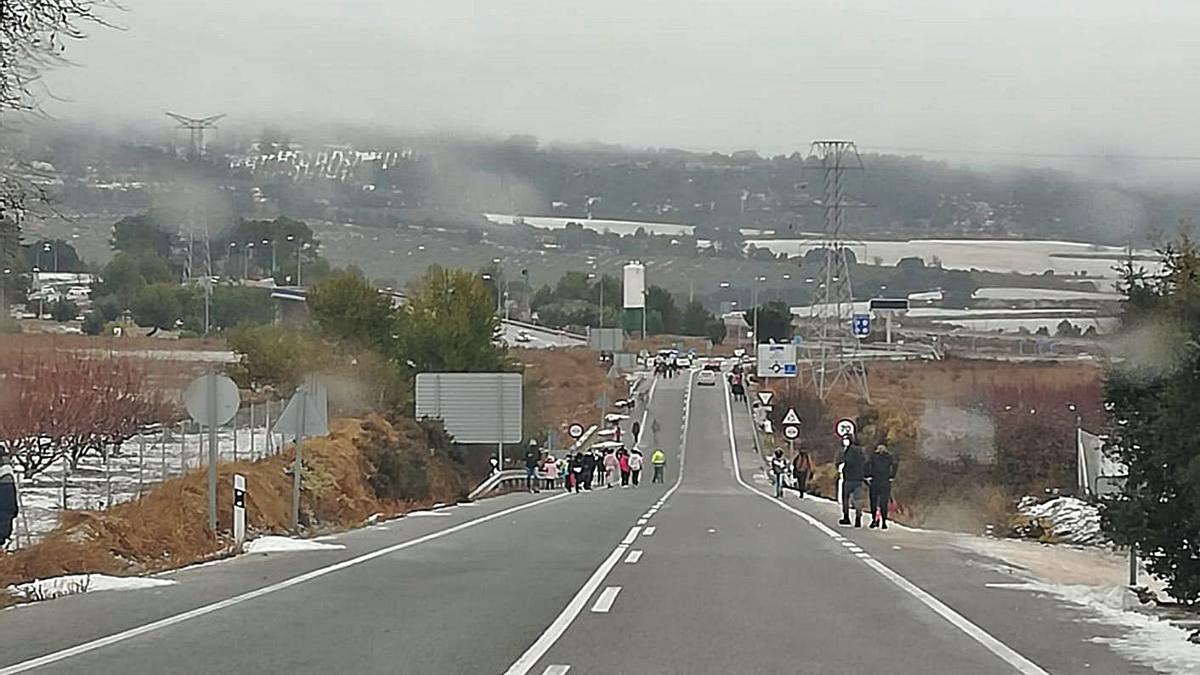 Visitantes se acercan a los municipios nevados para ver de la estampa que deja el temporal. | INFORMACIÓN