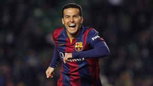 Pedro celebra un gol con el Barça.