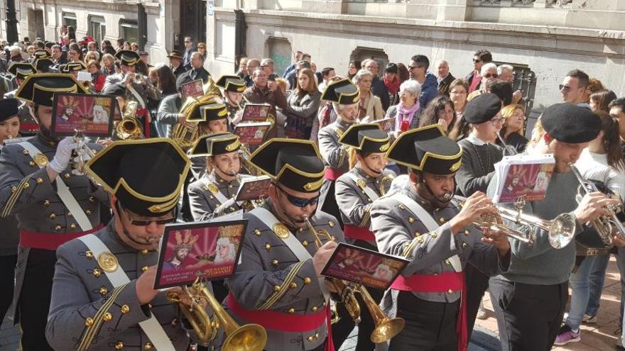 La Universidad de Oviedo no renueva el  convenio con la Hermandad de los Estudiantes