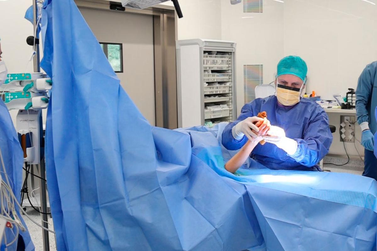 Intervenció en el nou bloc quirúrgic de Blanes.