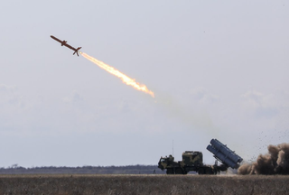 Rusia acusa a EEUU de "echar leña al fuego" con nuevos envíos de armas a Ucrania