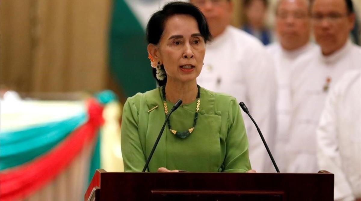 monmartinez39974401 myanmar state counselor aung san suu kyi talks during a news170906111736