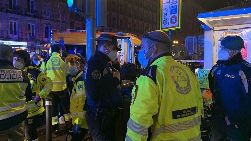 Intervención policial y sanitaria tras un ataque de los Trinitarios.