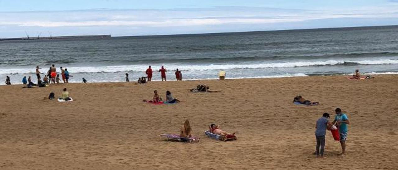 VÍDEO: Así fue el primer fin de semana de sol y control de aforo en las playas