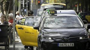 Parada de taxis cerca de plaza de la Universitat, en una imagen de archivo