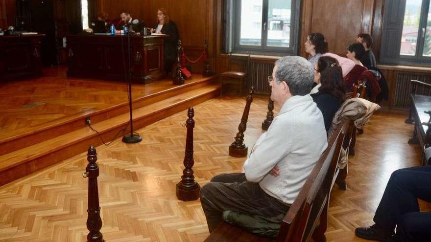 Última jornada del juicio a los &quot;Miguelianos&quot; celebrado ayer en Pontevedra. // Rafa Vázquez