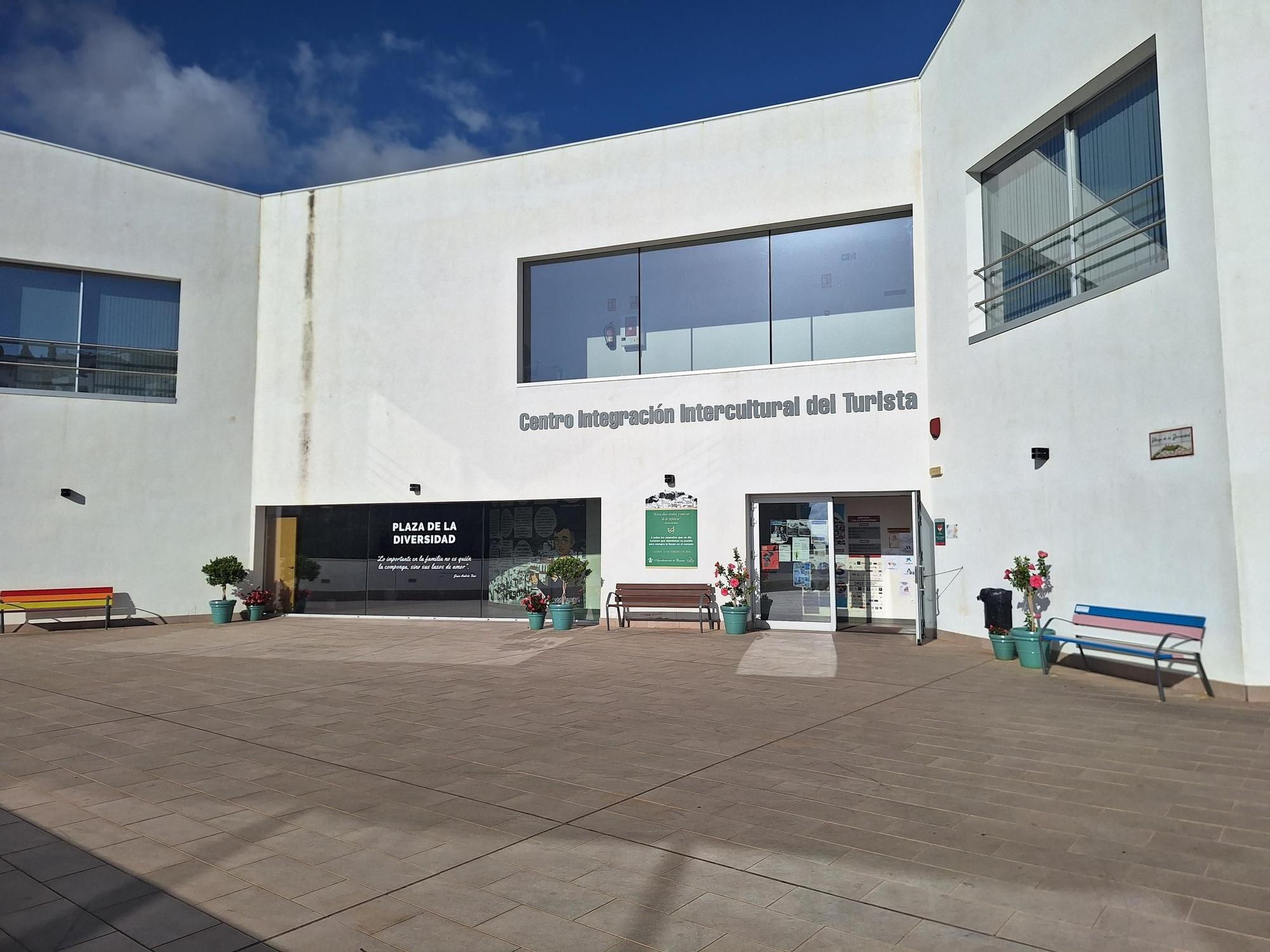 Presentación de los nuevos logos de Casares