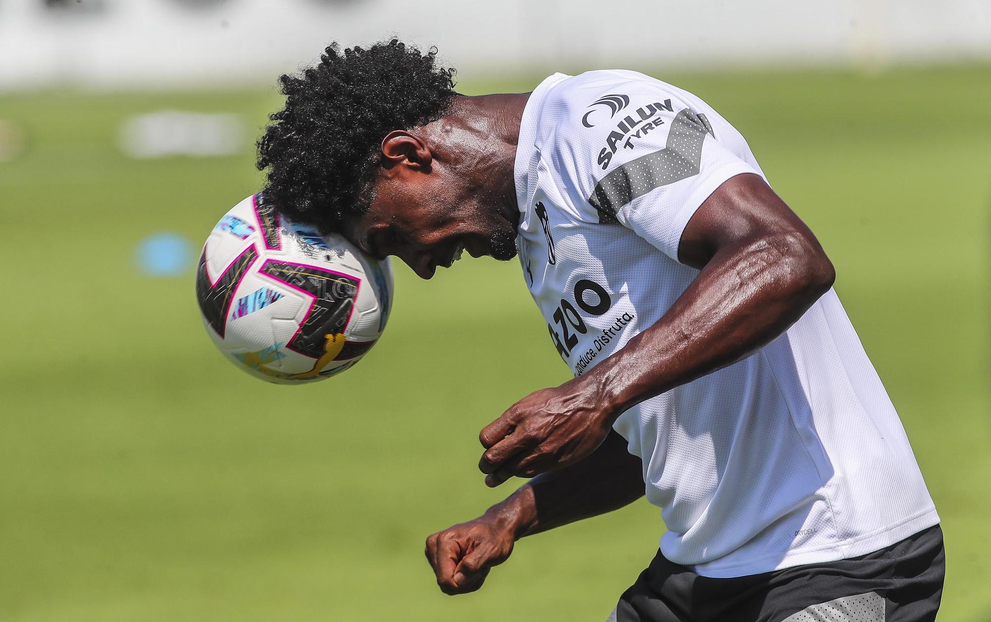 Las imágenes del entrenamiento de hoy del Valencia CF